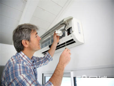 商用工廠(chǎng)凈水機(jī)維護(hù)與家用電器安裝服務(wù)